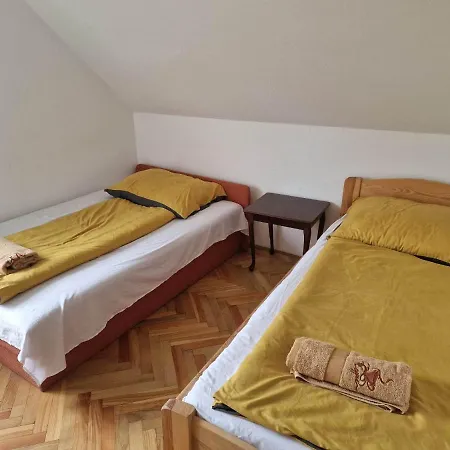 Reginavendeghaz Feriehus Balatonmáriafürdő