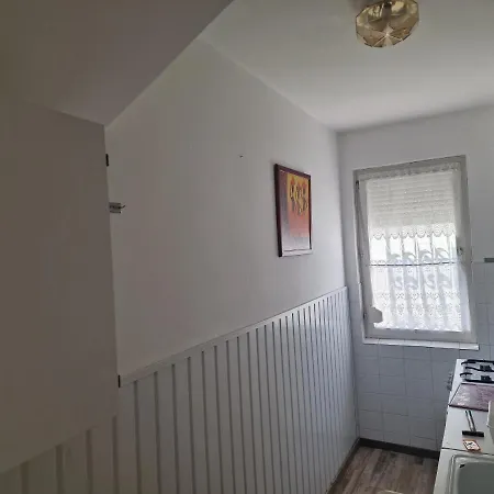 Semesterbostad Reginavendeghaz