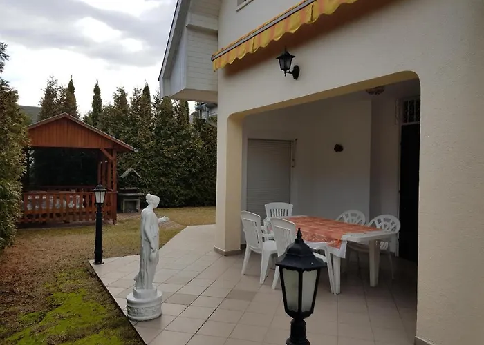 Reginavendeghaz Balatonmáriafürdő