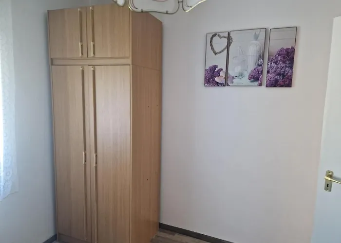 Casa vacanze Reginavendeghaz *